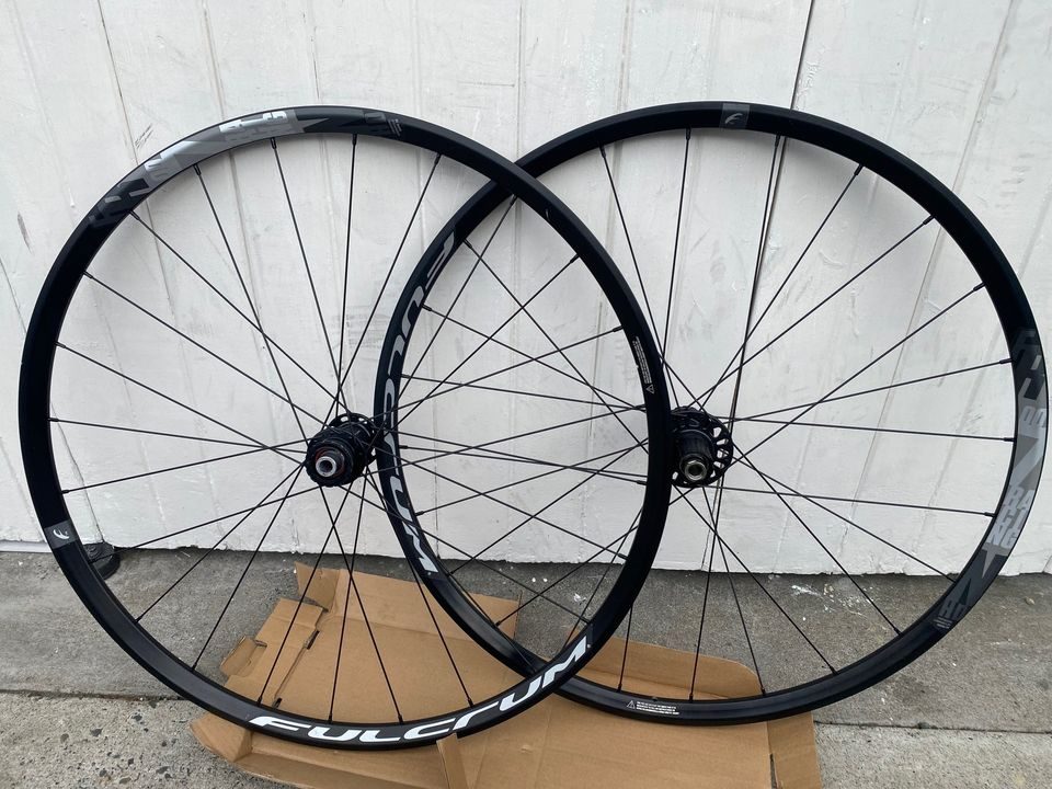 Fulcrum Racing 700DB 11 Speed DISC wheelset 700c