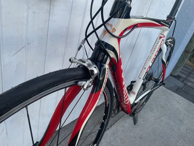 Pinarello FP Quattro Carbon (11 Speed Chorus/Record) - Medium