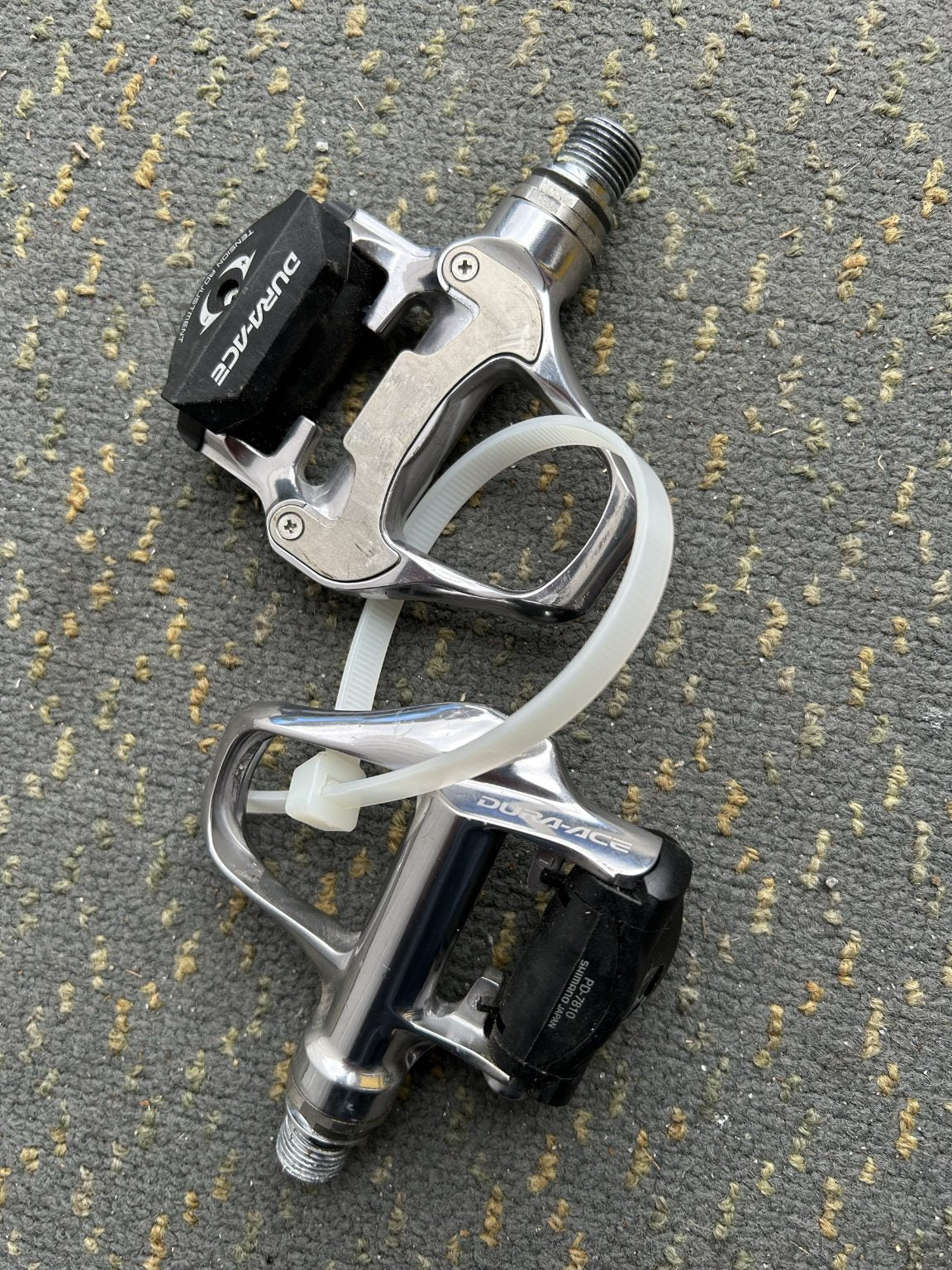 Shimano 105 Pedals