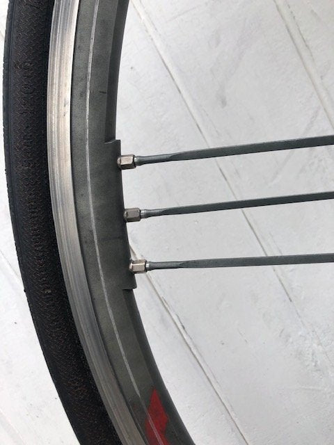 Pinarello Prince Carbon Campag Record (Shamal Wheels) - Large