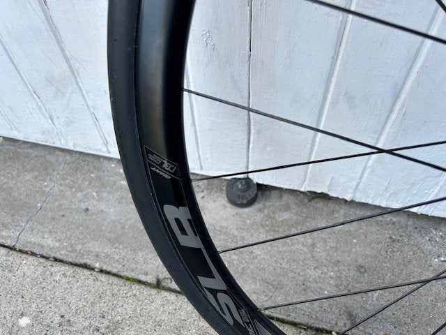 Giant SLR One 30mm TLR Carbon DISC wheelset (11 Speed)