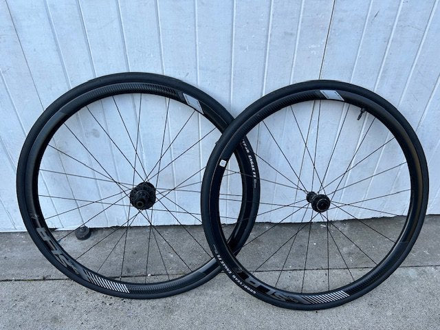 Giant SLR One 30mm TLR Carbon DISC wheelset (11 Speed)