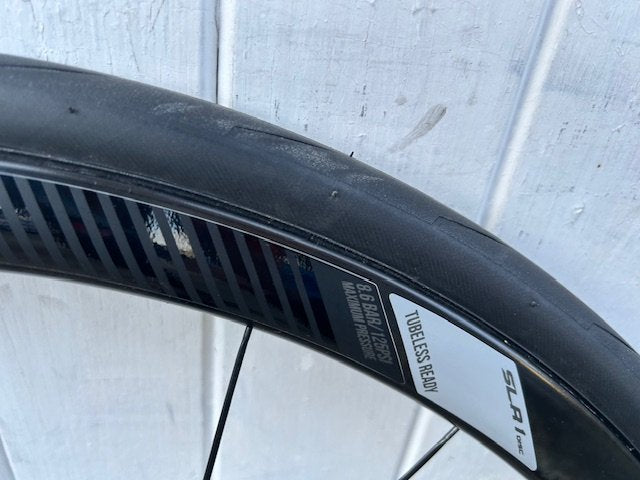 Giant SLR One 30mm TLR Carbon DISC wheelset (11 Speed)