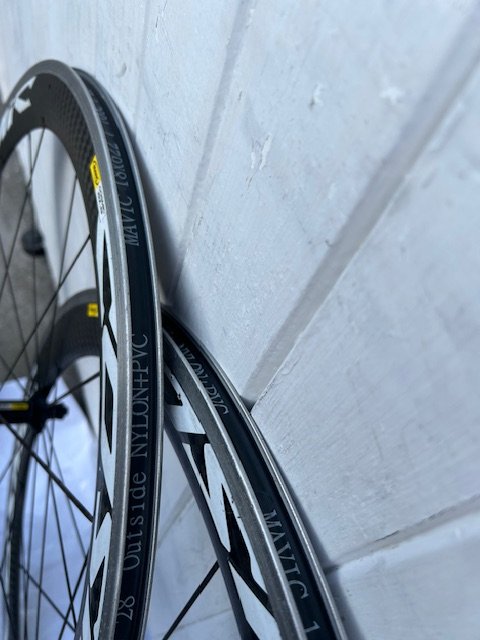 Mavic Cosmic SLS Carbon Wheelset - 11 Spd