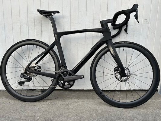 Pinarello Prince FX DISC (12 Spd Ultegra Di2) with Most Carbon Wheels - Medium
