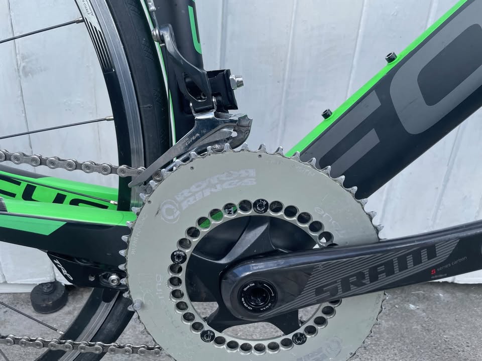 Focus Izalco Chrono TT (11 Spd Ultegra) - Medium/Large 55cm