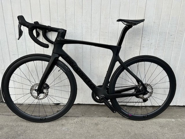 Pinarello Prince FX DISC (12 Spd Ultegra Di2) with Most Carbon Wheels - Medium