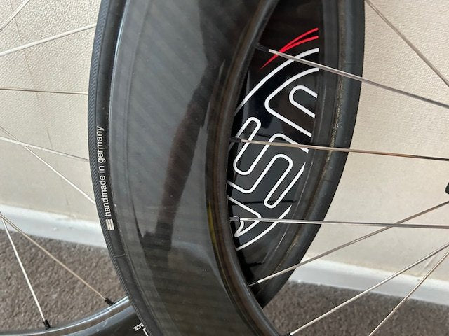 Use 80mm Carbon Tub Wheelset - 11 Speed