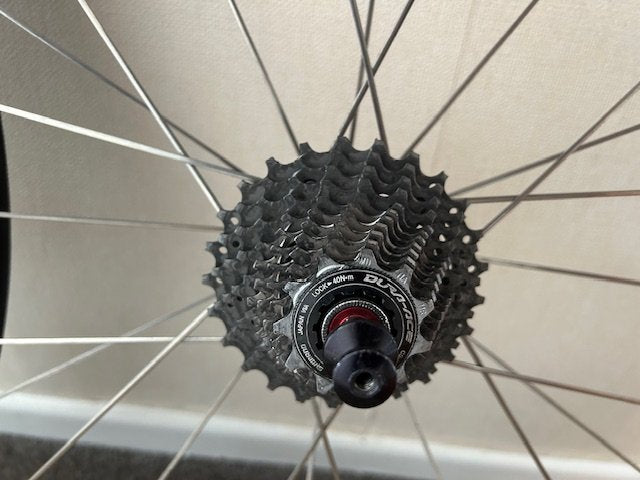 Use 80mm Carbon Tub Wheelset - 11 Speed