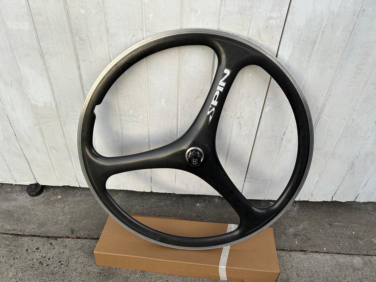 Spin TriSpoke Rear Carbon wheel - 10 Spd