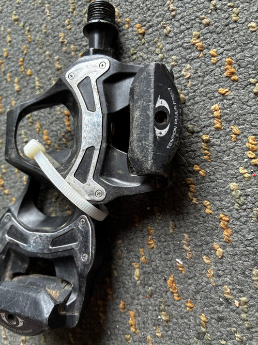 Shimano 105 Road Pedals
