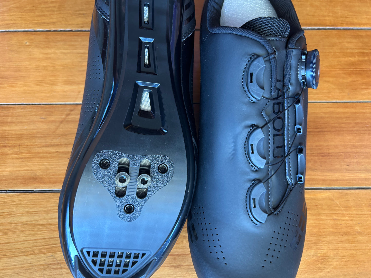 Tabolu V2 Cycling shoes (NEW)