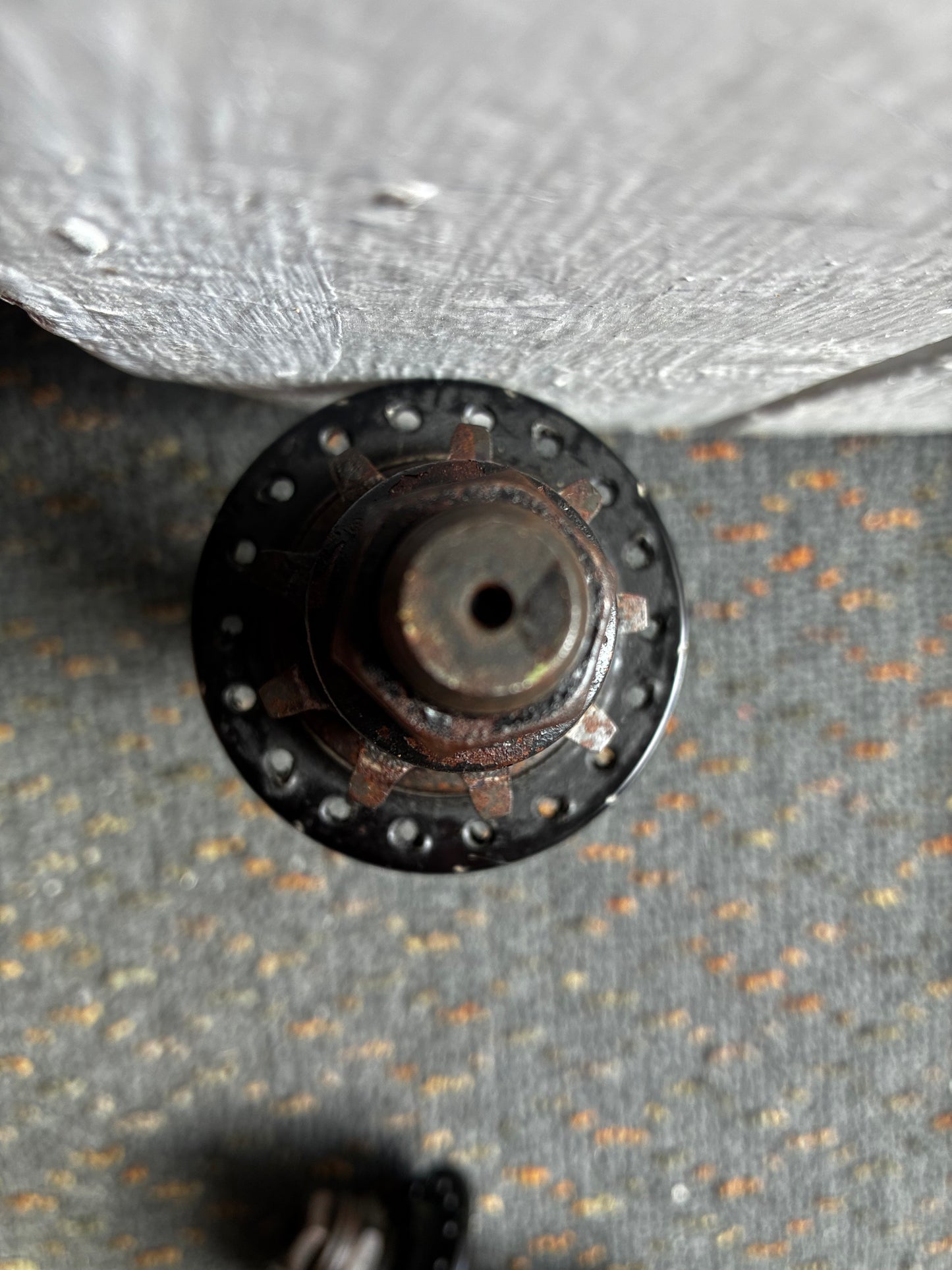Track hubs (used)