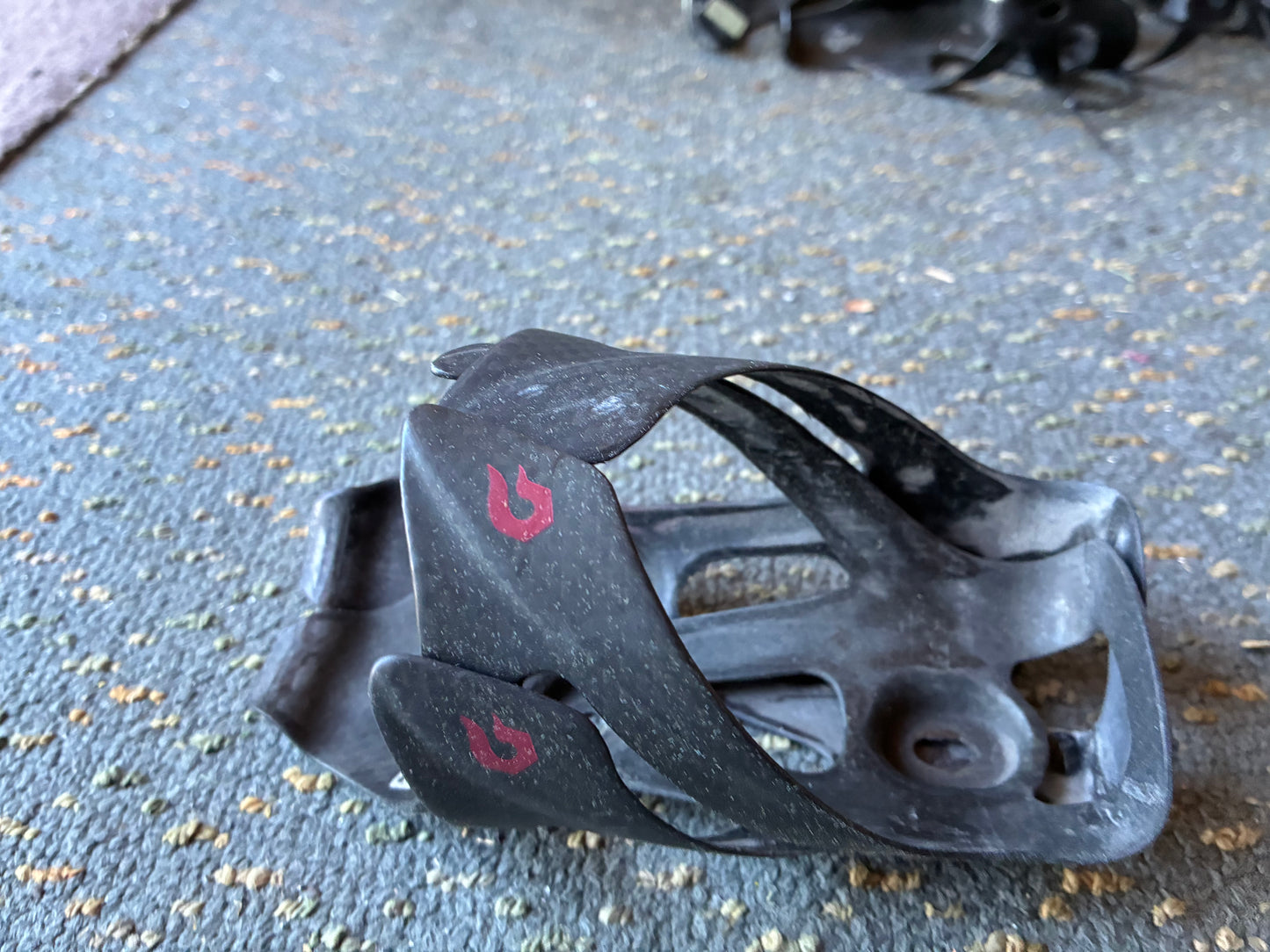 Blackburn Carbon Bottle Cage (EACH)