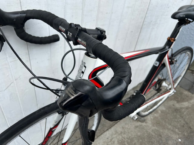 GT Expert (Ultegra) - Medium