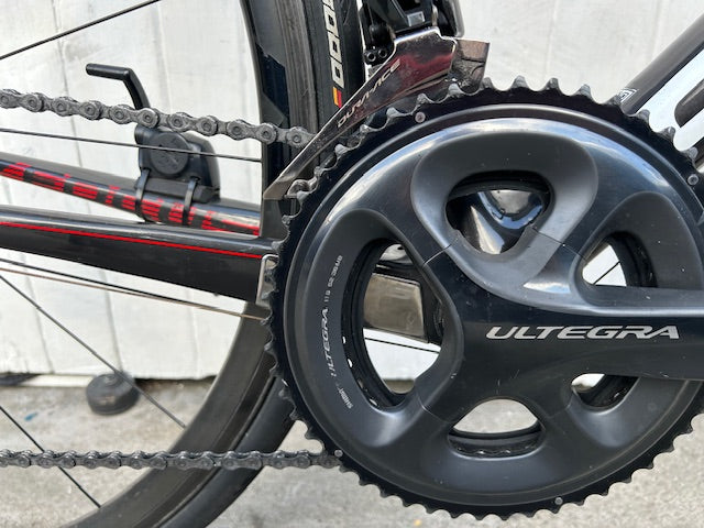 Focus Izalco Max (11 Speed Full Dura Ace) with Speed Max Carbon Wheels - Medium/Large