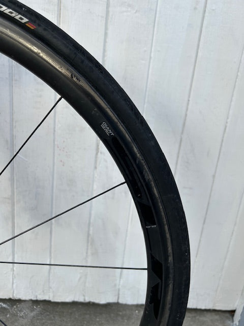 Focus Izalco Max (11 Speed Full Dura Ace) with Speed Max Carbon Wheels - Medium/Large