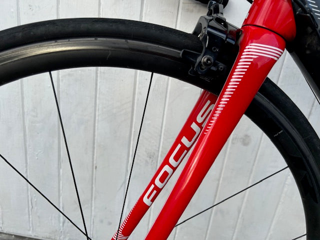 Focus Izalco Max (11 Speed Full Dura Ace) with Speed Max Carbon Wheels - Medium/Large
