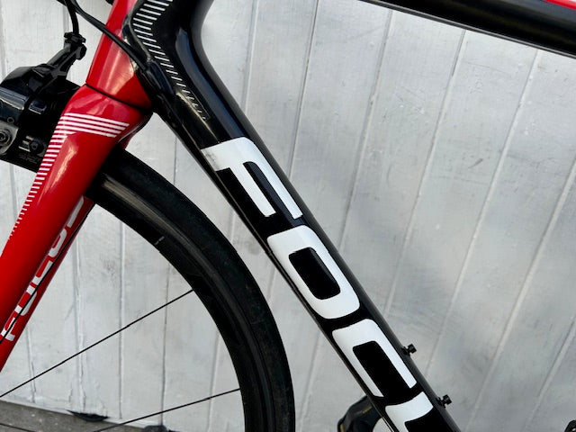 Focus Izalco Max (11 Speed Full Dura Ace) with Speed Max Carbon Wheels - Medium/Large
