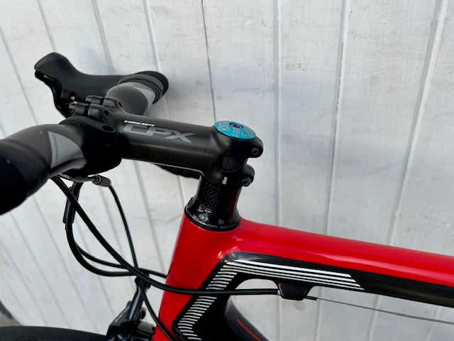 Focus Izalco Max (11 Speed Full Dura Ace) with Speed Max Carbon Wheels - Medium/Large