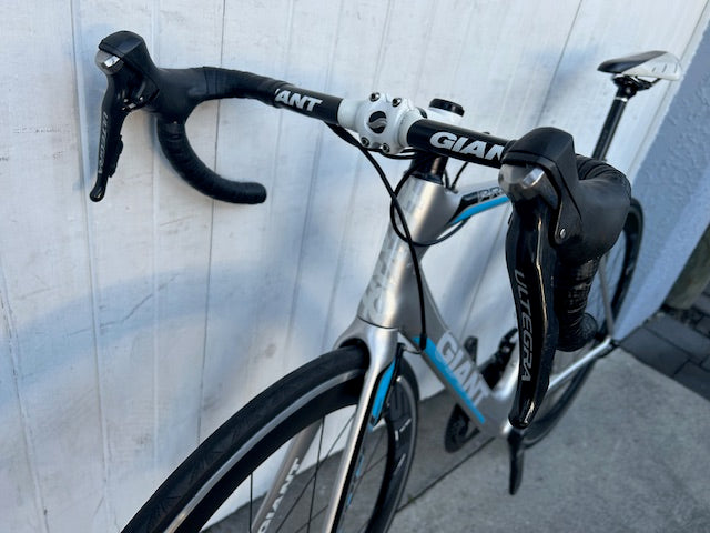Giant Propel Advanced (11 Spd Ultegra) - Medium/Large