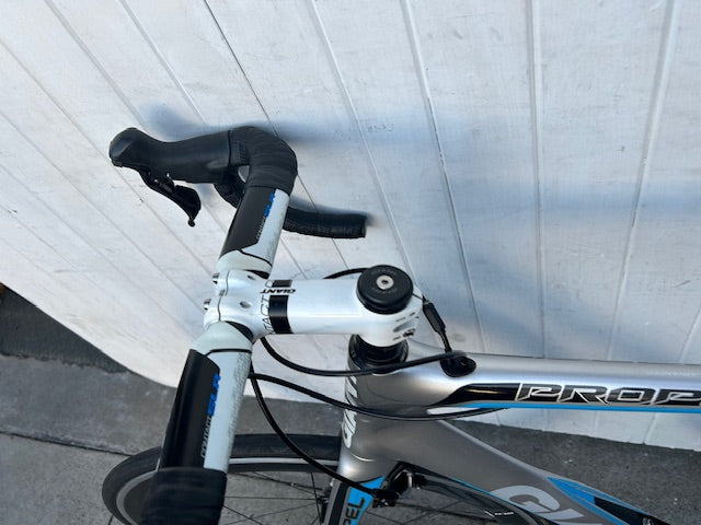 Giant Propel Advanced (11 Spd Ultegra) - Medium/Large