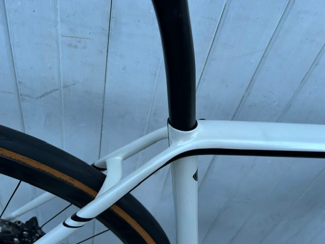 Specialized Tarmac SL5 DISC with Carbon Wheels (11 Spd Ultegra) - Medium