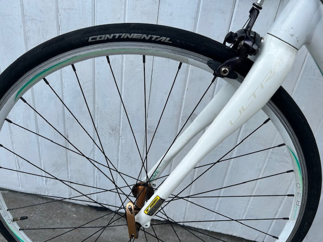 Cannondale Synapse (10 Spd Tiagra)- Small/ Medium