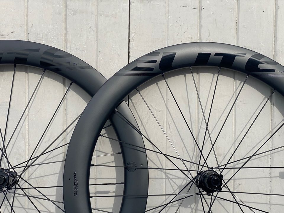 Elitewheels Carbon Clincher ENT DISC Wheelset - 11 Speed IN STOCK