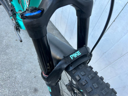 Juliana Furtado Carbon Women's DISC 27.5 MTB - Small