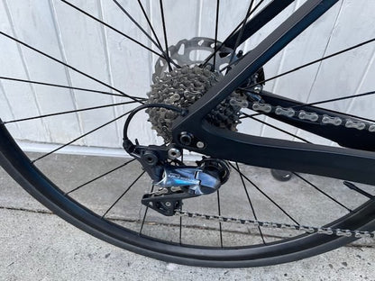 Light Carbon Aero Road DISC (11 Speed Ultegra) - Medium/Large 56cm