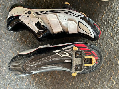 Shimano R32 Carbon Road Cycling Shoes - Euro 43.5