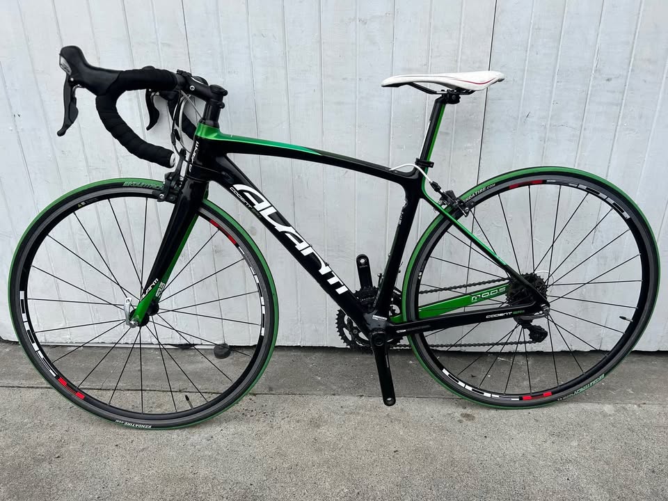 Avanti Cadent ERII (10 Spd 105/Ultegra) - Small