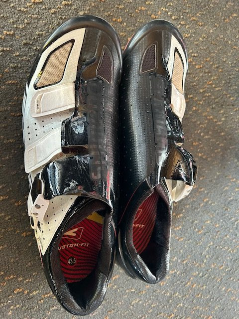 Shimano R32 Carbon Road Cycling Shoes - Euro 43.5