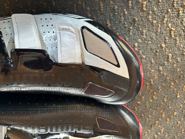 Shimano R32 Carbon Road Cycling Shoes - Euro 43.5