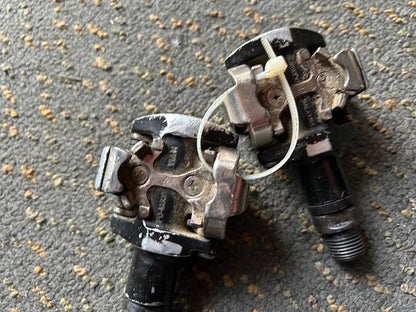 MTB pedals