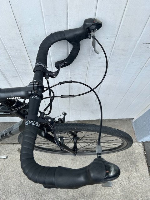 Giant TCX Cyclocross/Gravel (10 Spd Tiagra) - Large