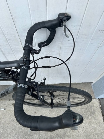 Giant TCX Cyclocross/Gravel (10 Spd Tiagra) - Large