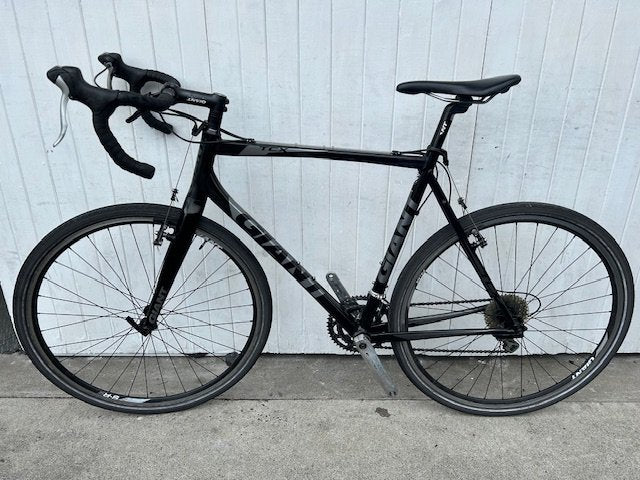 Giant TCX Cyclocross/Gravel (10 Spd Tiagra) - Large