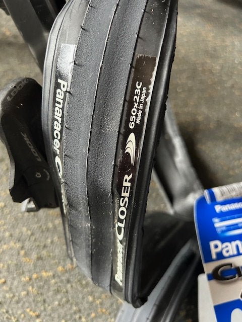 Panaracer 650b X2 road tyres (NEW PAIR)