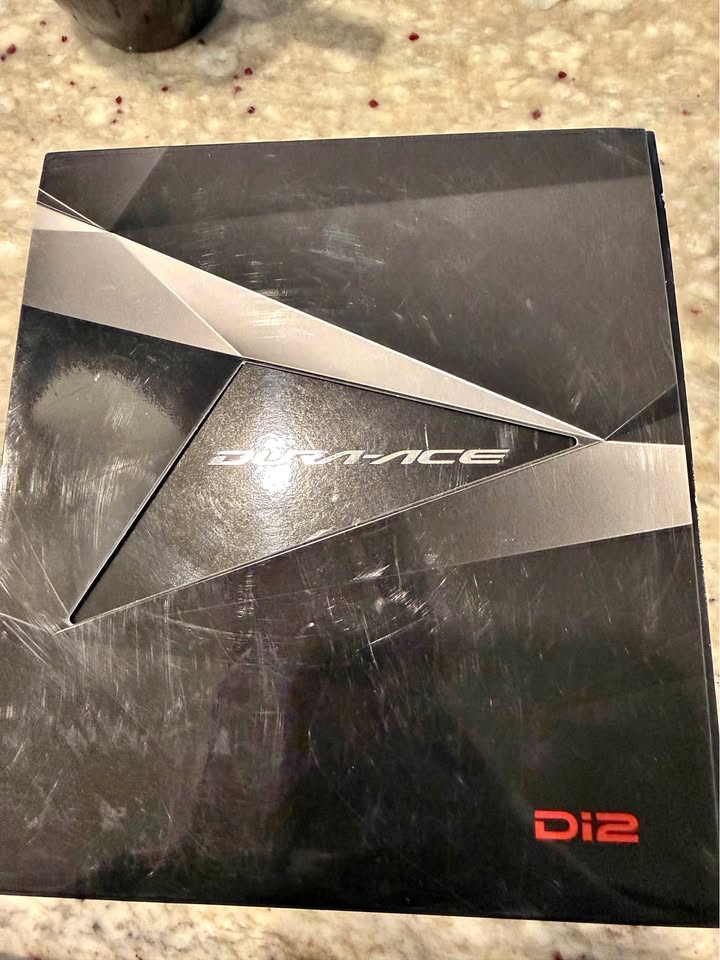 Dura Ace Di2shift lever ST-R9150 Right hand - 11 Speed (NEW IN STOCK)