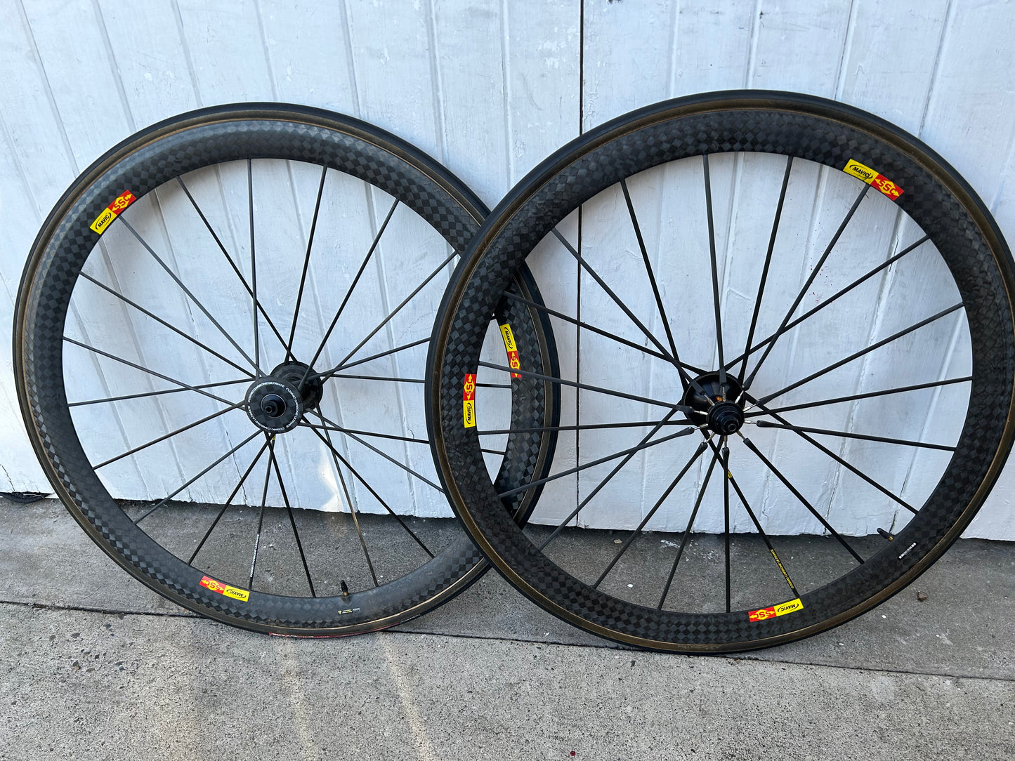 Mavic Cosmics 50mm full Carbon Tubs - 11 Spd