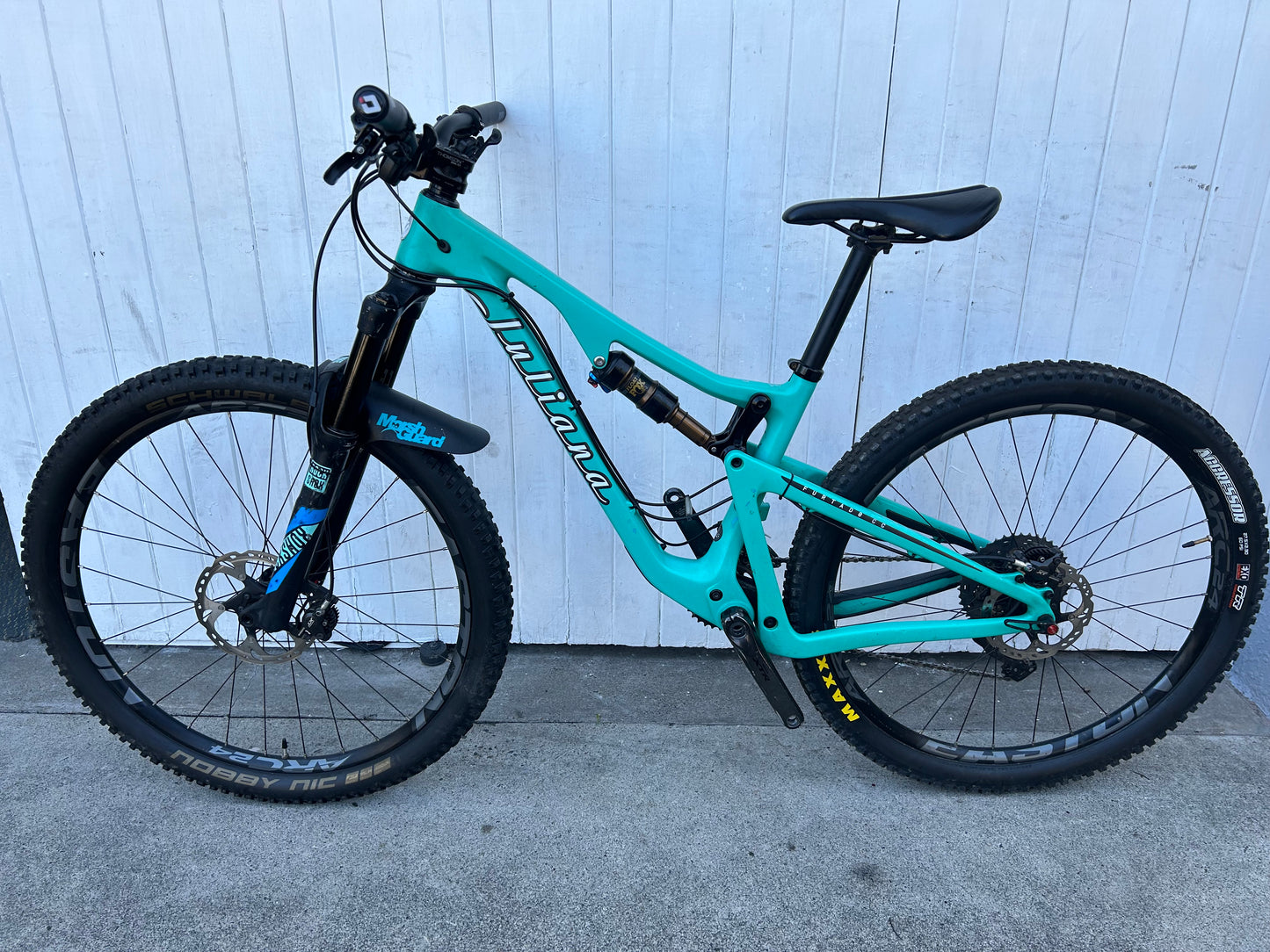 Juliana Furtado Carbon Women's DISC 27.5 MTB - Small