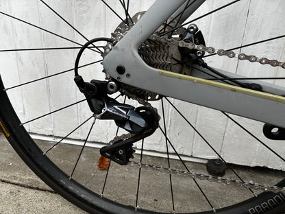 Trek Madone SLR 6 DISC (11 Spd Ultegra) - XL