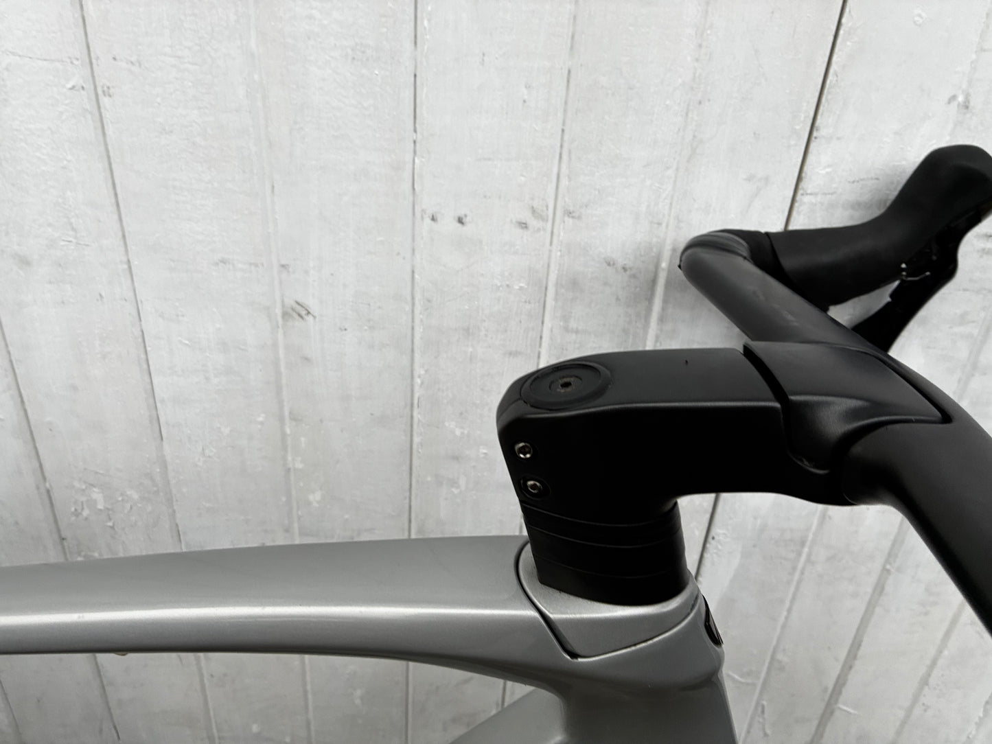 Trek Madone SLR 6 DISC (11 Spd Ultegra) - XL