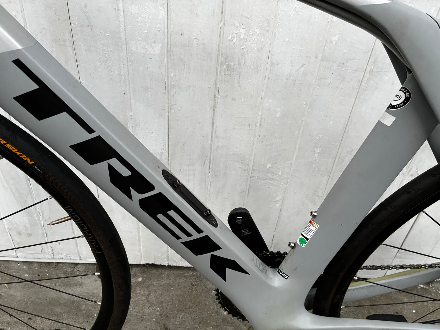 Trek Madone SLR 6 DISC (11 Spd Ultegra) - XL