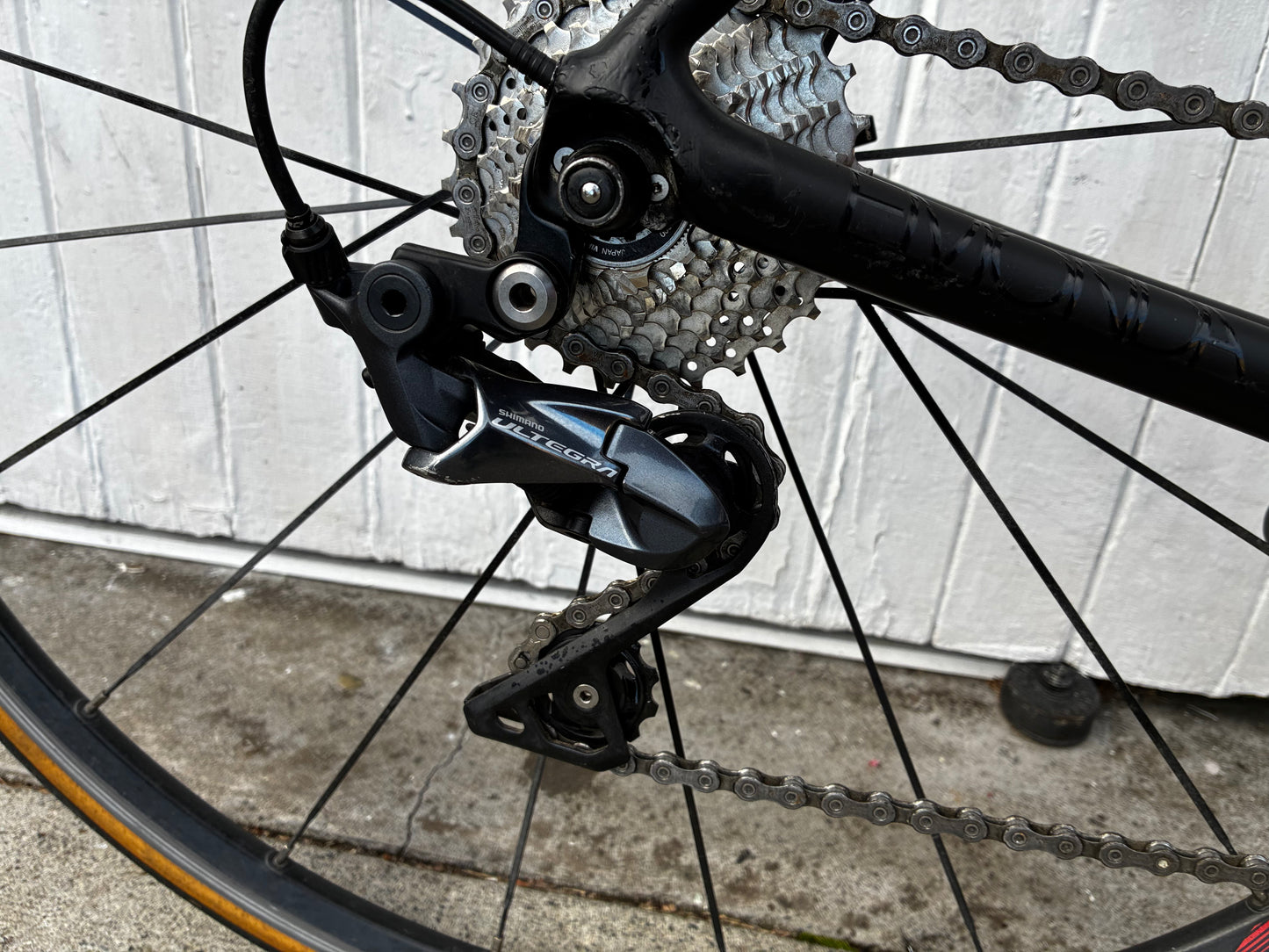 Trek Emonda SL6 (11 Spd Ultegra) - S/M