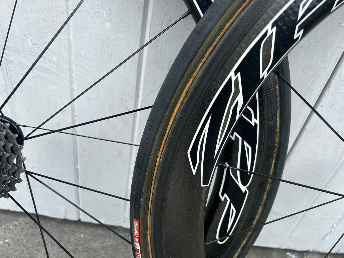 Zipp 404 Firecrest - 11 Spd Carbon Tubs