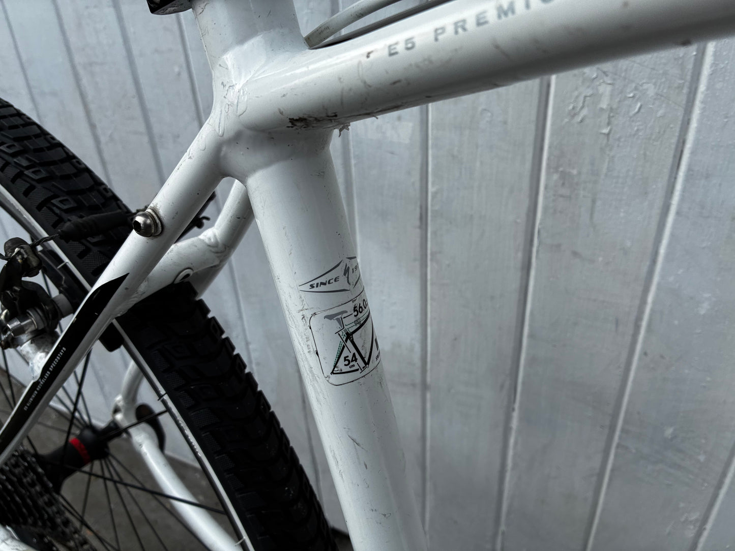 Specialized Sirrus Gravel - Medium