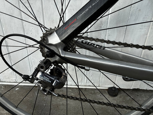 Giant Trinity A1 TT - Small